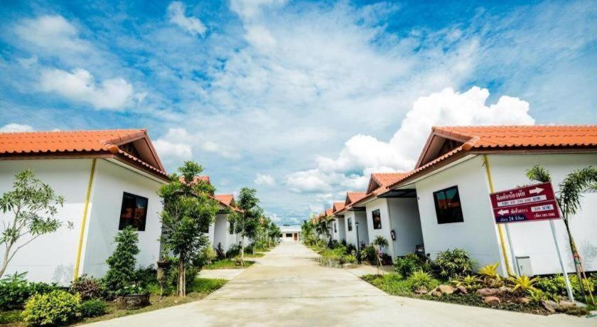 Nangrong Garden Home Bagian luar foto