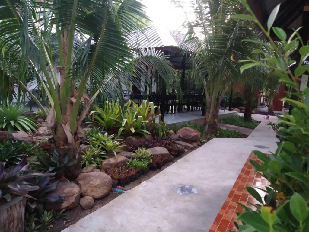 Nangrong Garden Home Bagian luar foto